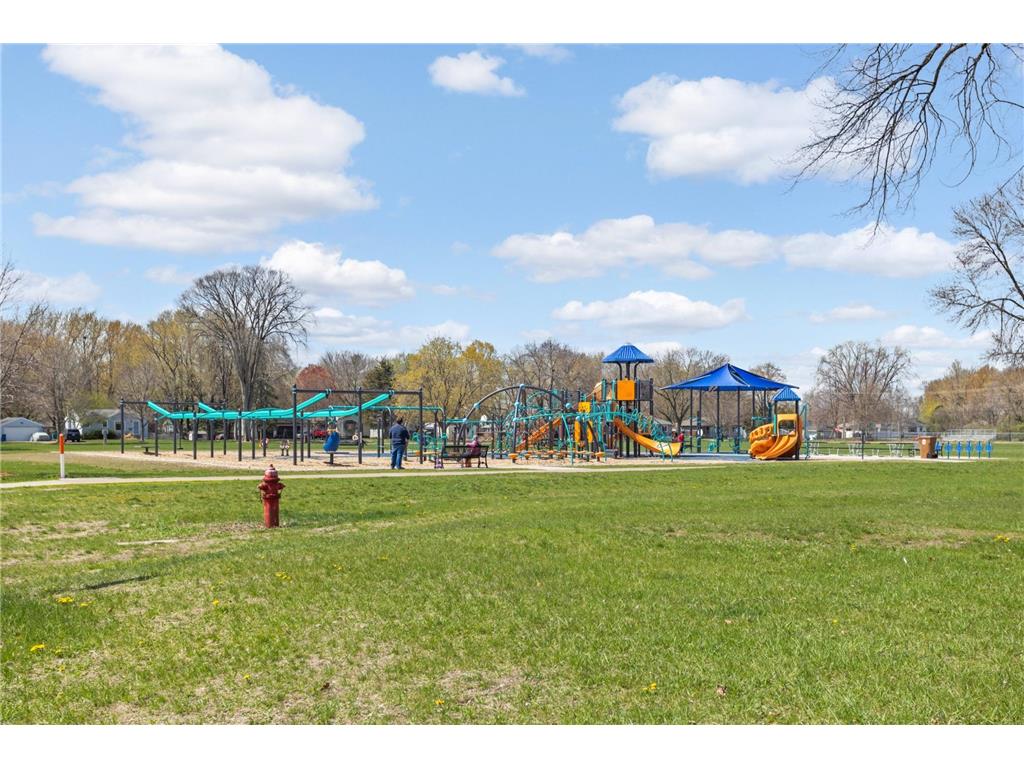 7025 47th Avenue N Crystal MN 55428 7051577 image30