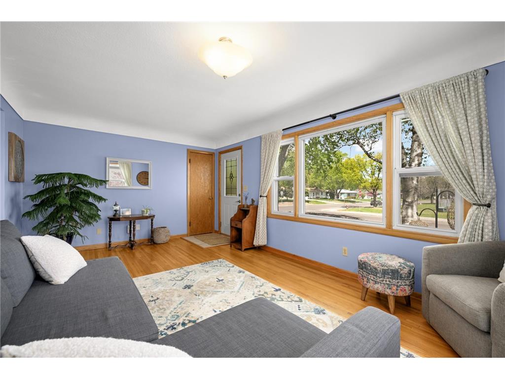 7025 47th Avenue N Crystal MN 55428 7051577 image5