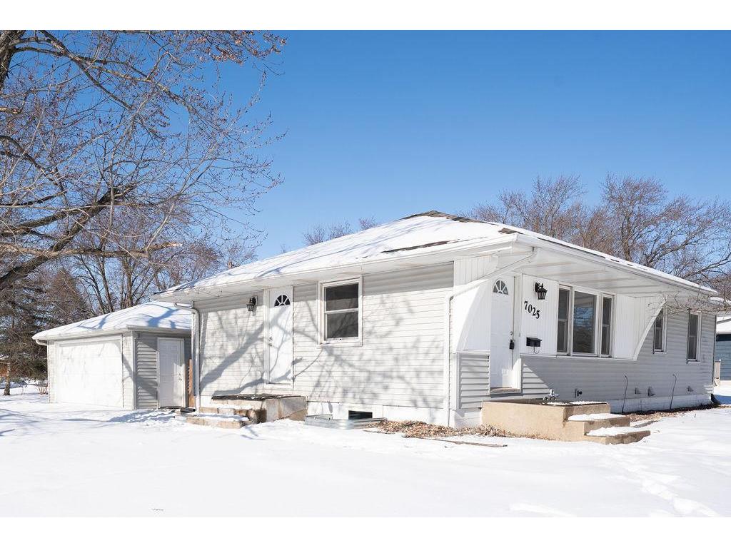 7025 Edgewood Avenue N Brooklyn Park MN 55428 6672450 image1