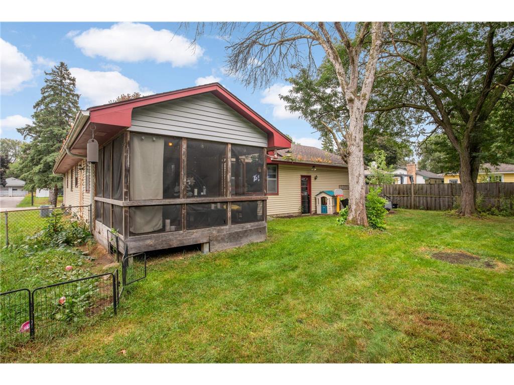 7025 Fremont Avenue N Brooklyn Center MN 55430 6787926 image33