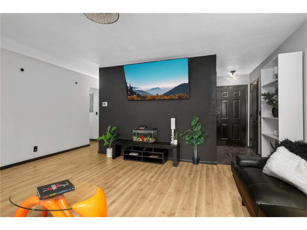 7025 Fremont Avenue N Brooklyn Center MN 55430 6787926 image5