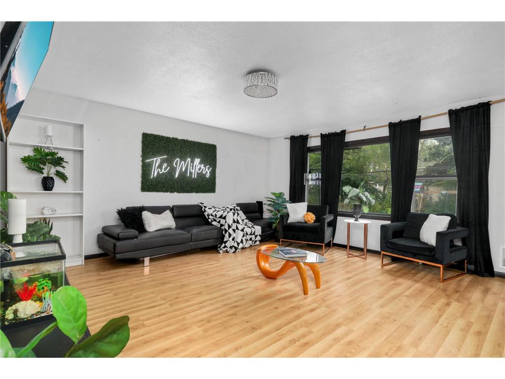 7025 Fremont Avenue N Brooklyn Center MN 55430 6787926 image7