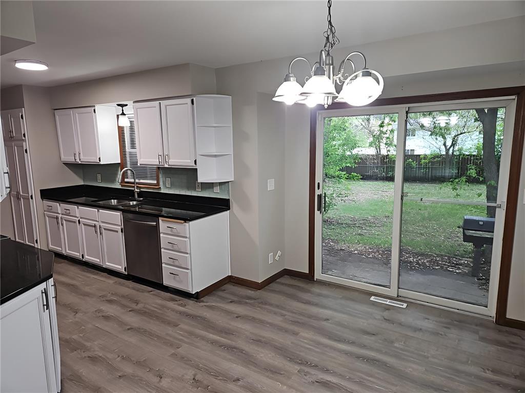 7025 Grimes Avenue N Brooklyn Center MN 55429 7080902 image5