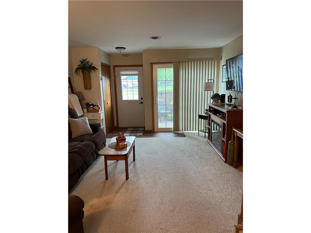 7026 19th Street N #3 Oakdale MN 55128 7067753 image4