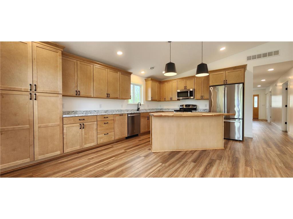 703 2nd Street Henning MN 56551 7001406 image11