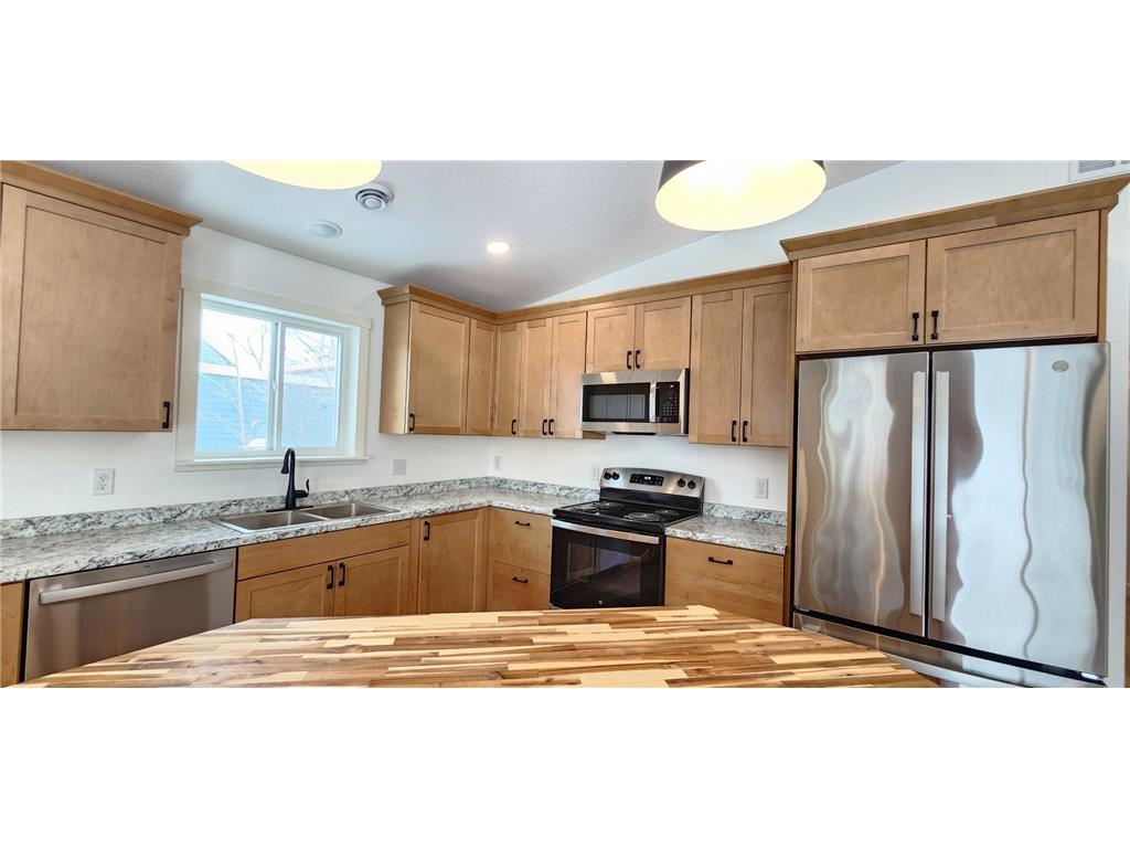 703 2nd Street Henning MN 56551 7001406 image13