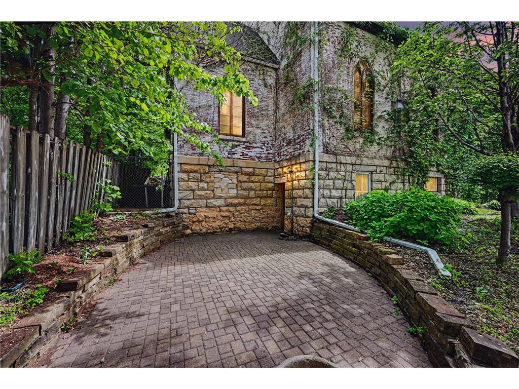 703 Bush Street Red Wing MN 55066 7069673 image6