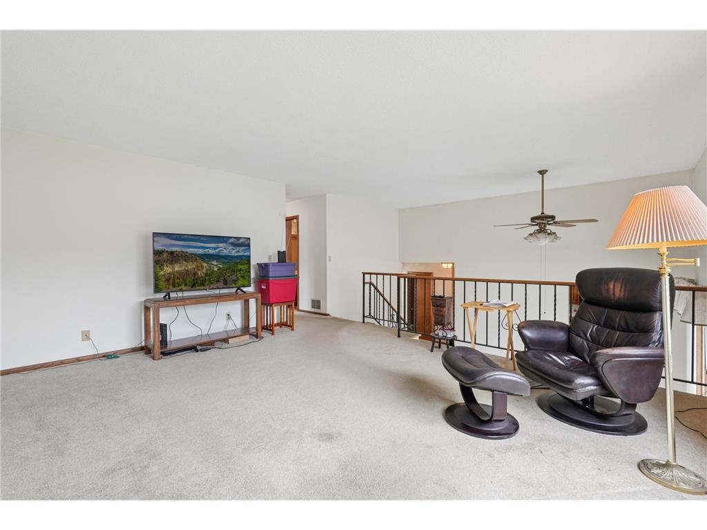 703 Cope Avenue W Roseville MN 55113 7067997 image17
