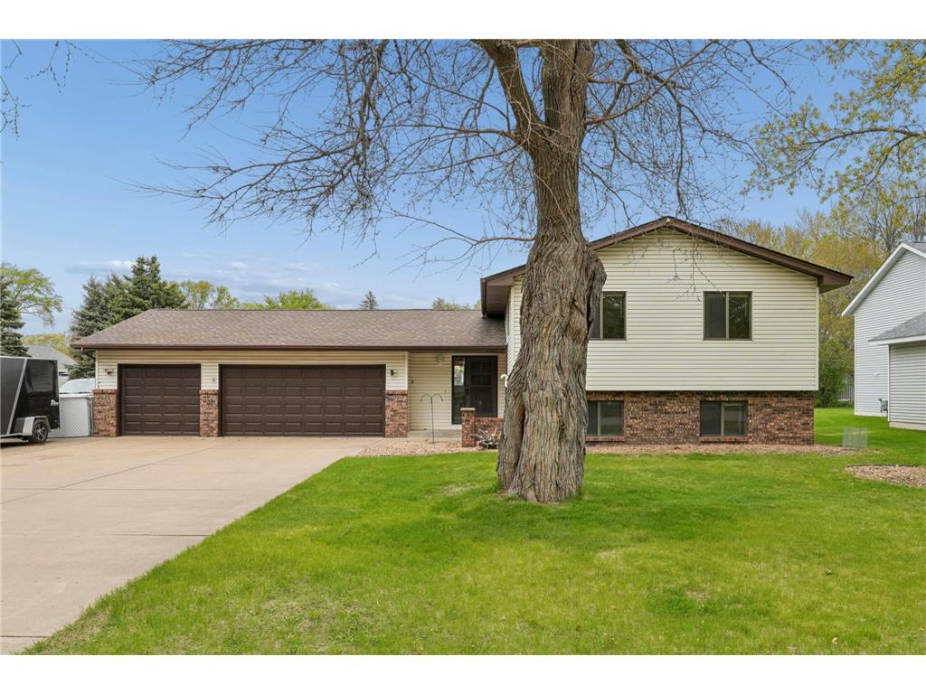 703 Cope Avenue W Roseville MN 55113 7067997 image2