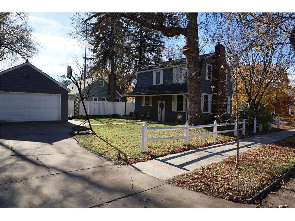 703 Maple Street Alexandria MN 56308 6812977 image2