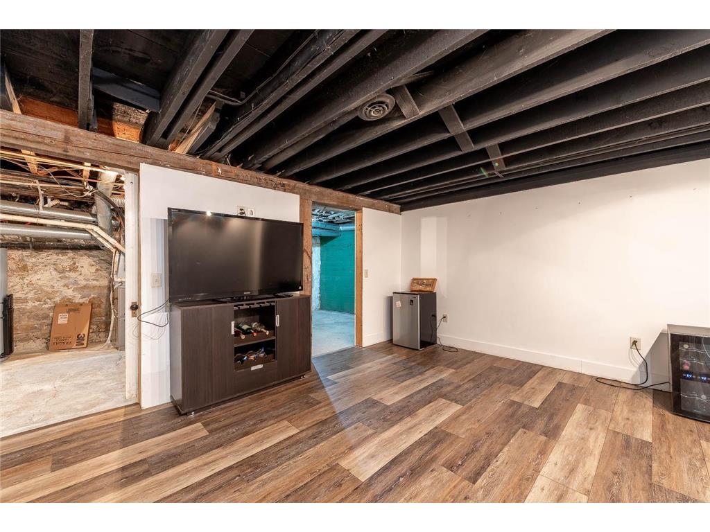 703 N 6th Street Mankato MN 56001 7048289 image33