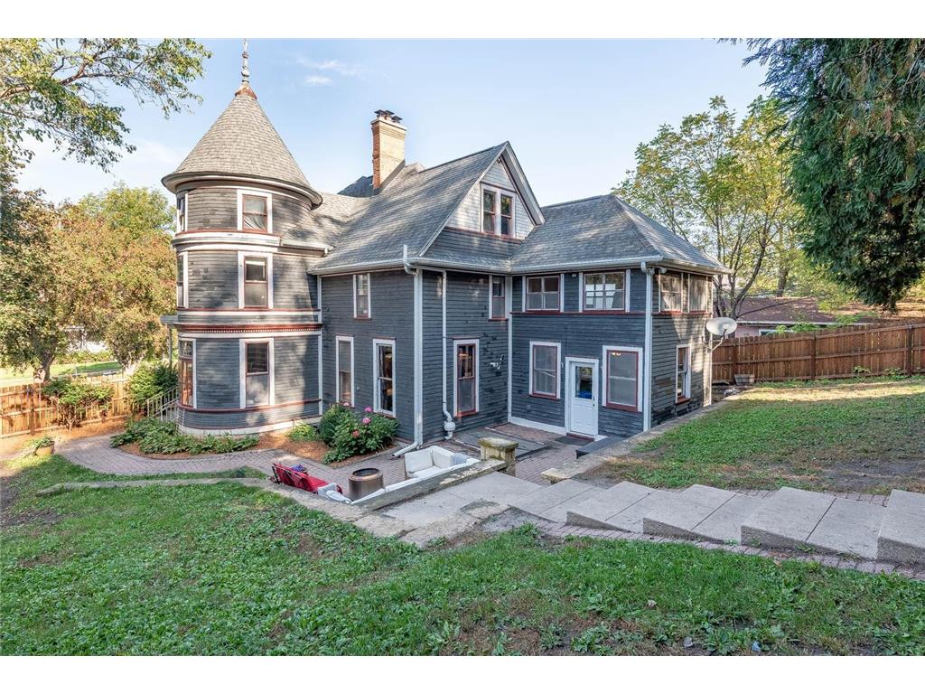 703 N 6th Street Mankato MN 56001 7048289 image37