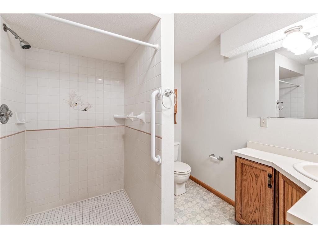 703 N Hokah Street Caledonia MN 55921 7105599 image22