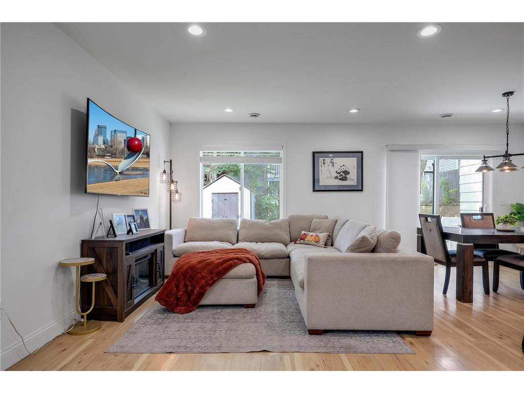 703 Surrey Avenue Saint Paul MN 55106 7016297 image13