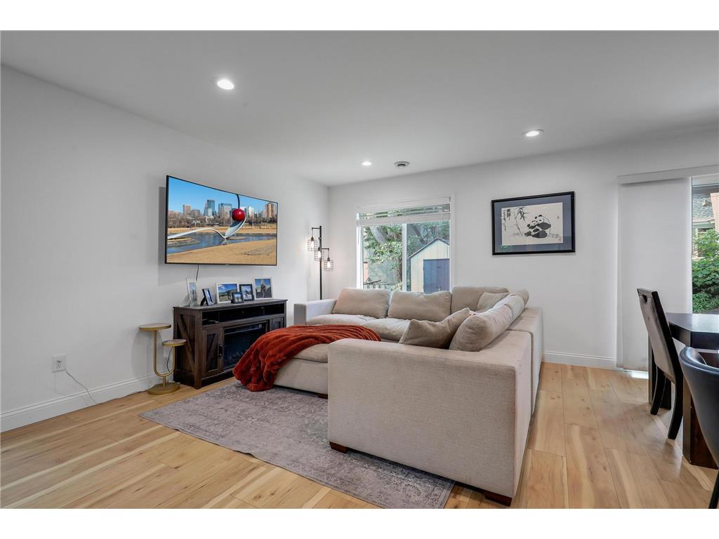 703 Surrey Avenue Saint Paul MN 55106 7016297 image14