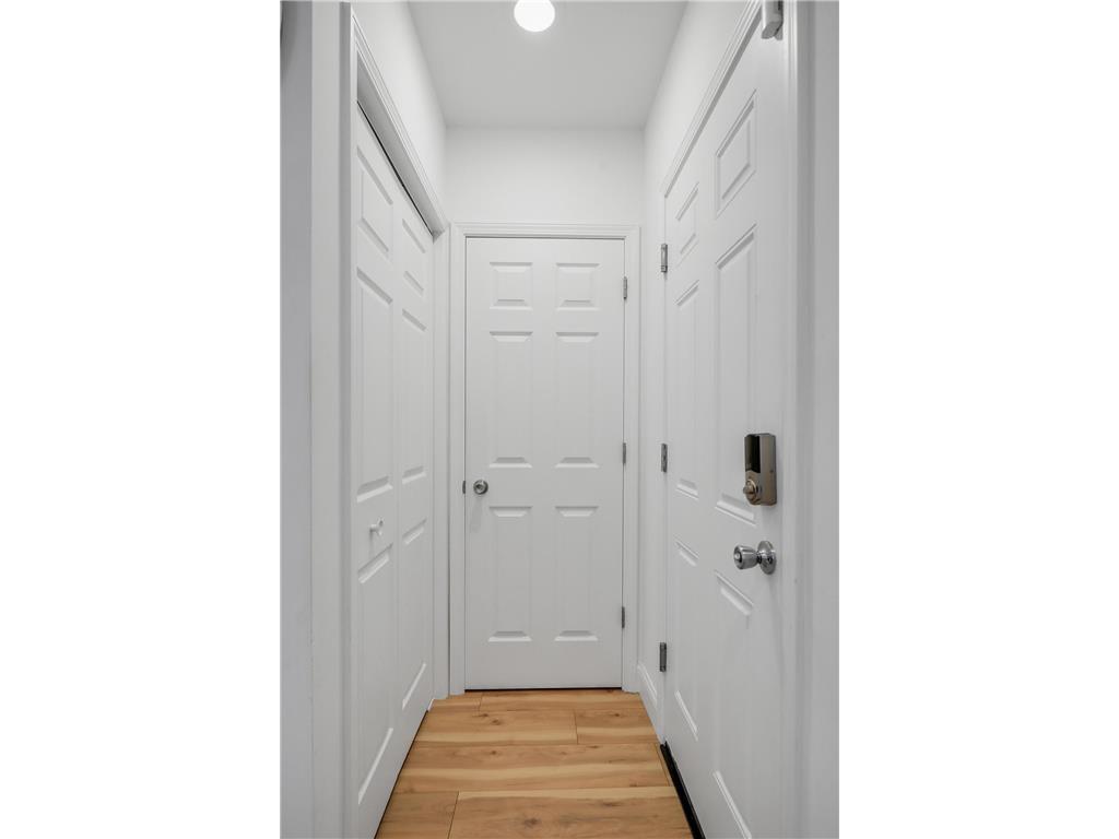 703 Surrey Avenue Saint Paul MN 55106 7016297 image17