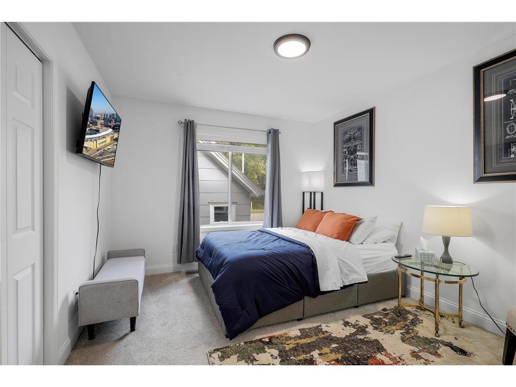 703 Surrey Avenue Saint Paul MN 55106 7016297 image30