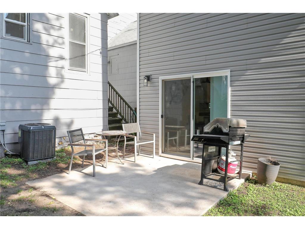 703 Surrey Avenue Saint Paul MN 55106 7016297 image36