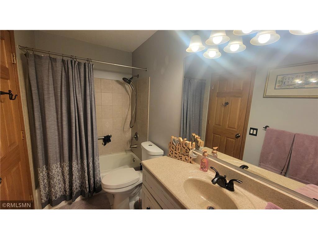 7030 Pima Lane Chanhassen MN 55317 7099943 image10