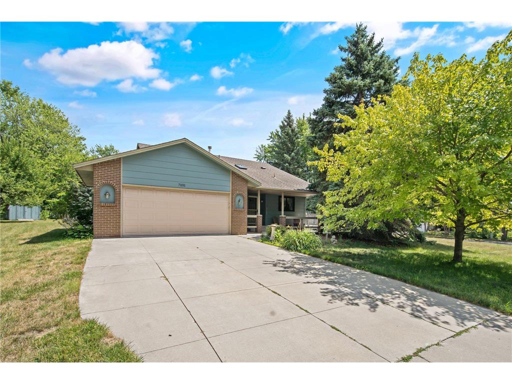 7031 Redwing Lane, Chanhassen, MN, 55317 MLS 6393654 Edina Realty