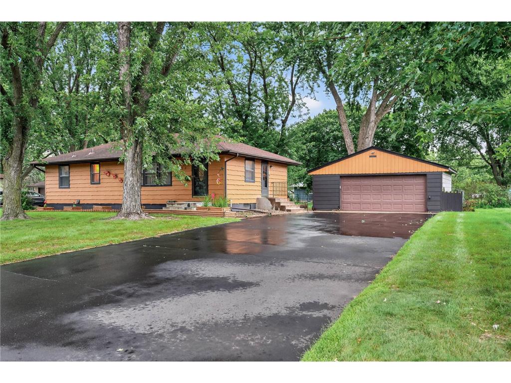 7032 Georgia Avenue N Brooklyn Park MN 55428 6781215 image1