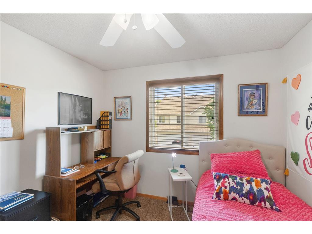 7036 49th Street N Oakdale MN 55128 7077523 image15