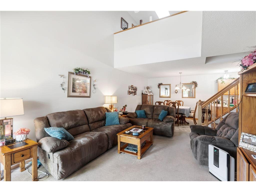 7036 49th Street N Oakdale MN 55128 7077523 image4