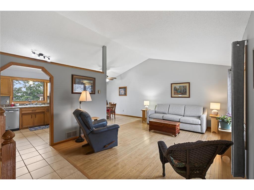 7036 Jocelyn Alcove S Cottage Grove MN 55016 7053499 image2