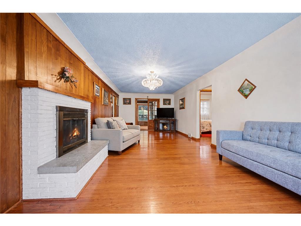 7036 Portland Avenue S Richfield MN 55423 7047415 image3