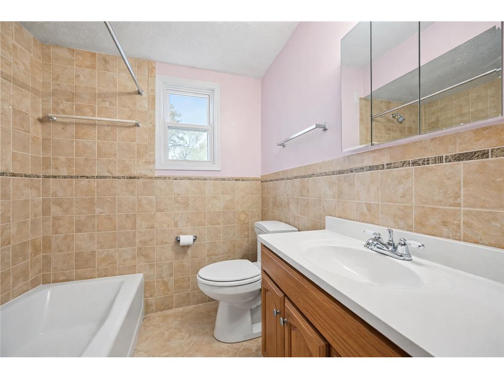 7036 Portland Avenue S Richfield MN 55423 7047415 image8