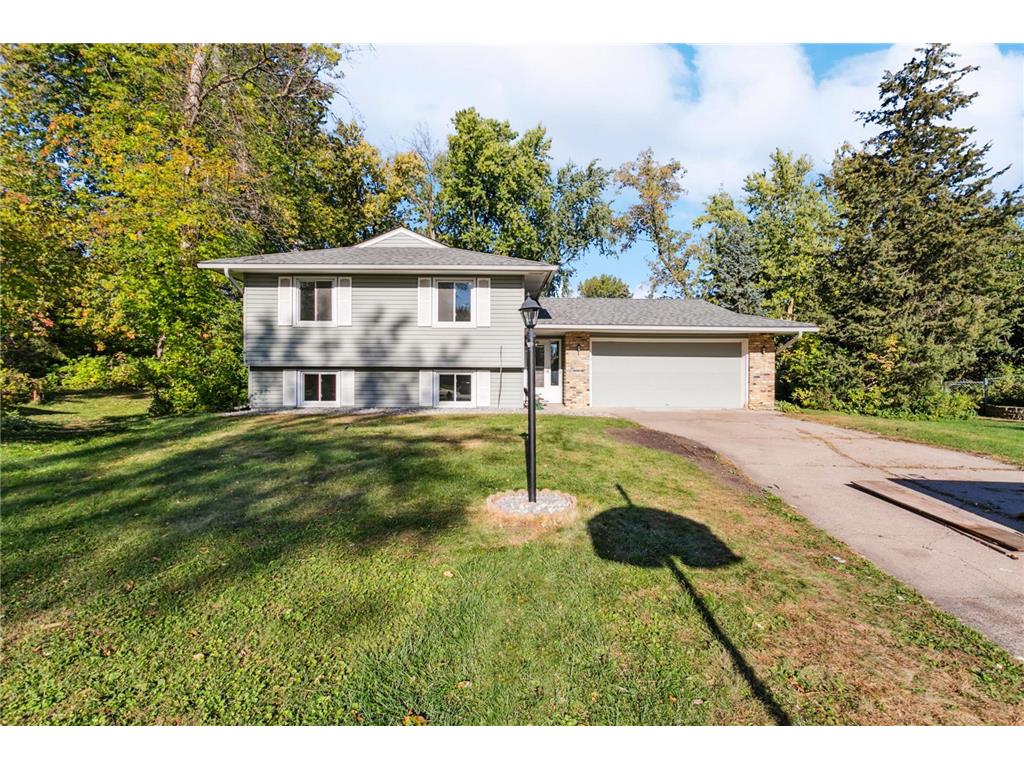 7036 Upper 143rd Court W Apple Valley MN 55124 6608675 image1