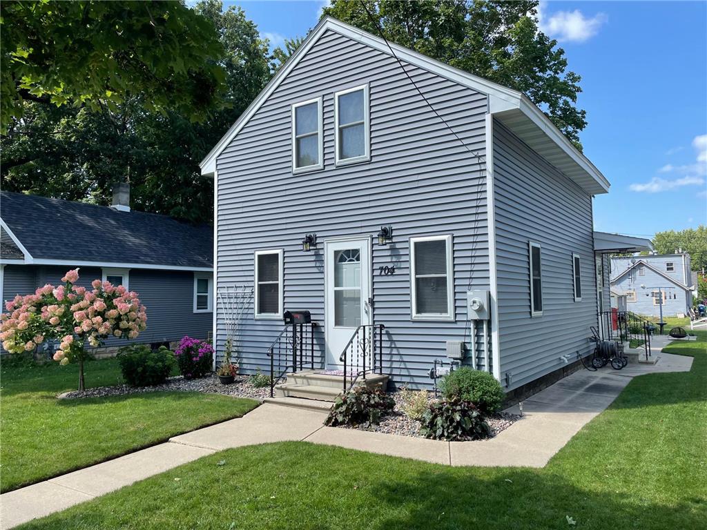 704 11th Avenue SW Austin MN 55912 6590212 image1