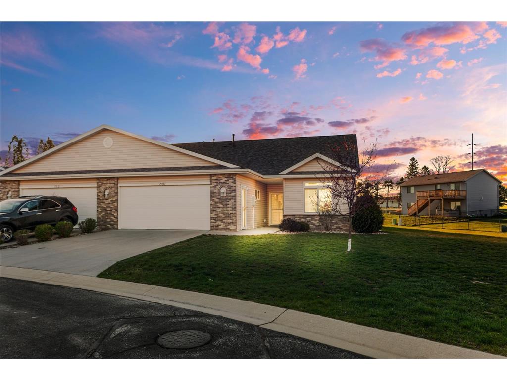 704 15 1/2 Avenue NW Kasson MN 55944 6521550 image1