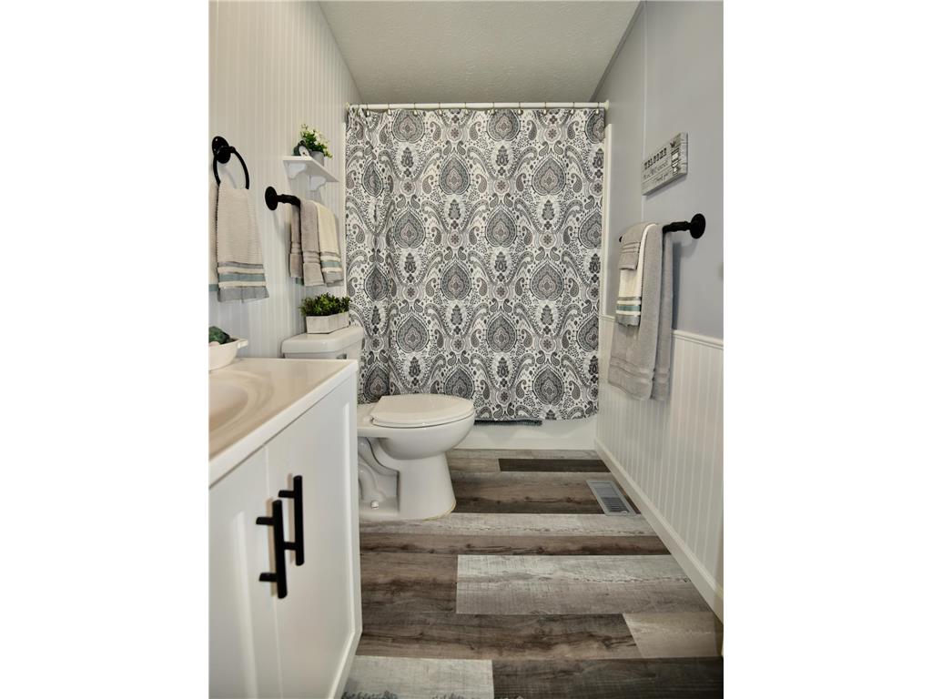 704 1st Street E Milaca MN 56353 7007440 image32