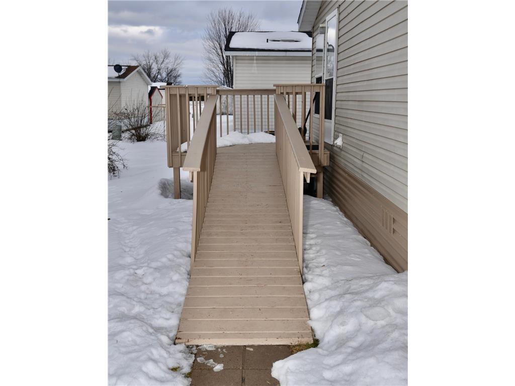 704 1st Street E Milaca MN 56353 7007440 image6