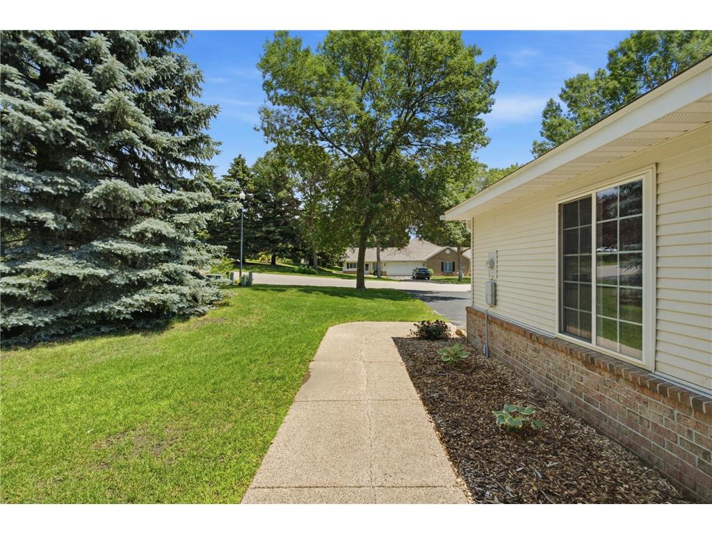 704 24th Street SE Willmar MN 56201 7095589 image22