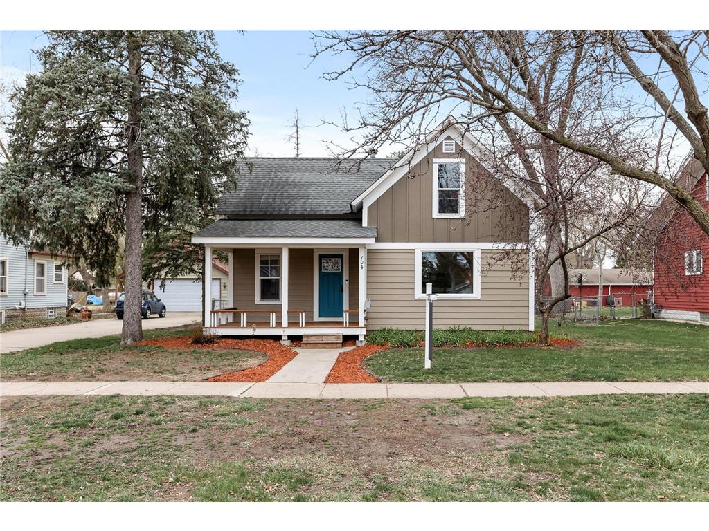 704 4th Street Farmington MN 55024 6508958 image1