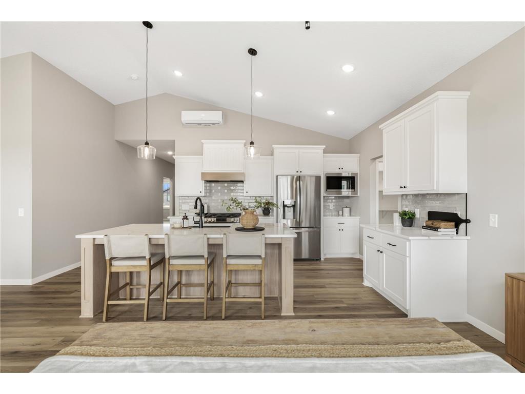 704 7th Avenue NE Isanti MN 55040 7062251 image10