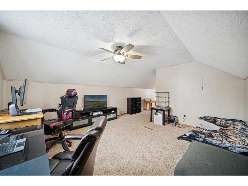 704 Broadway Street Cleveland MN 56017 7053323 image17