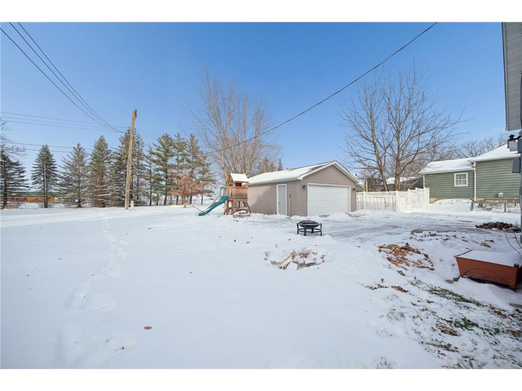 704 Broadway Street Cleveland MN 56017 7053323 image24