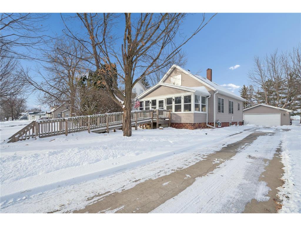 704 Broadway Street Cleveland MN 56017 7053323 image4