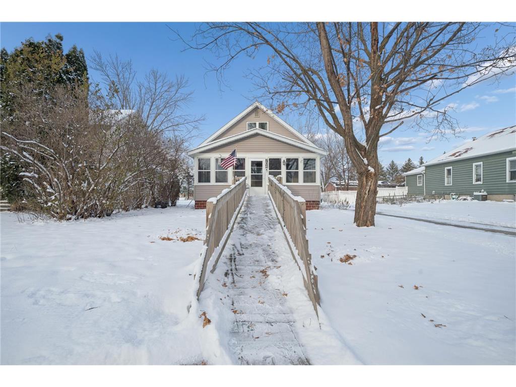 704 Broadway Street Cleveland MN 56017 7053323 image5