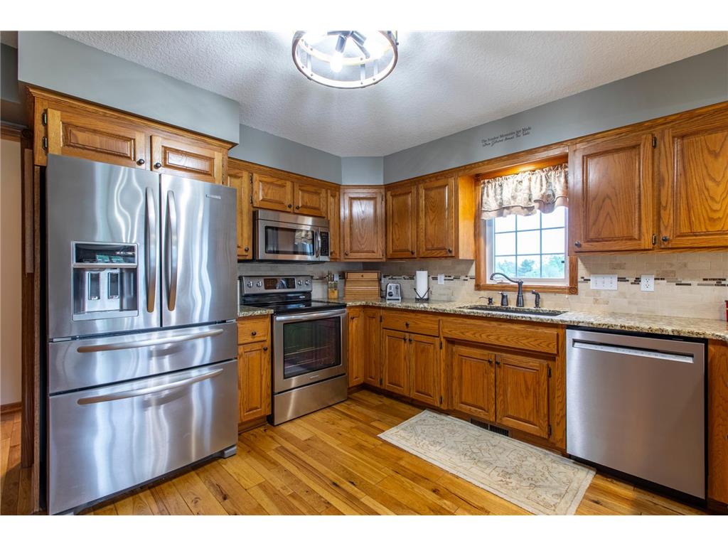 704 Country Estate Court SE Stewartville MN 55976 7086989 image10