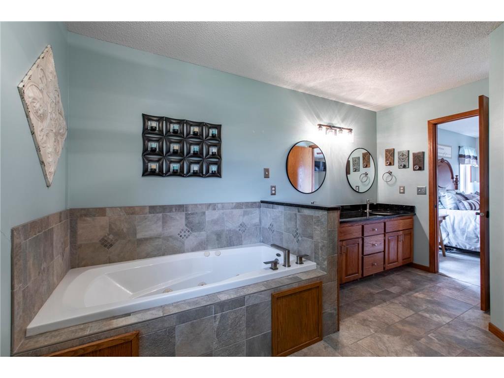 704 Country Estate Court SE Stewartville MN 55976 7086989 image20