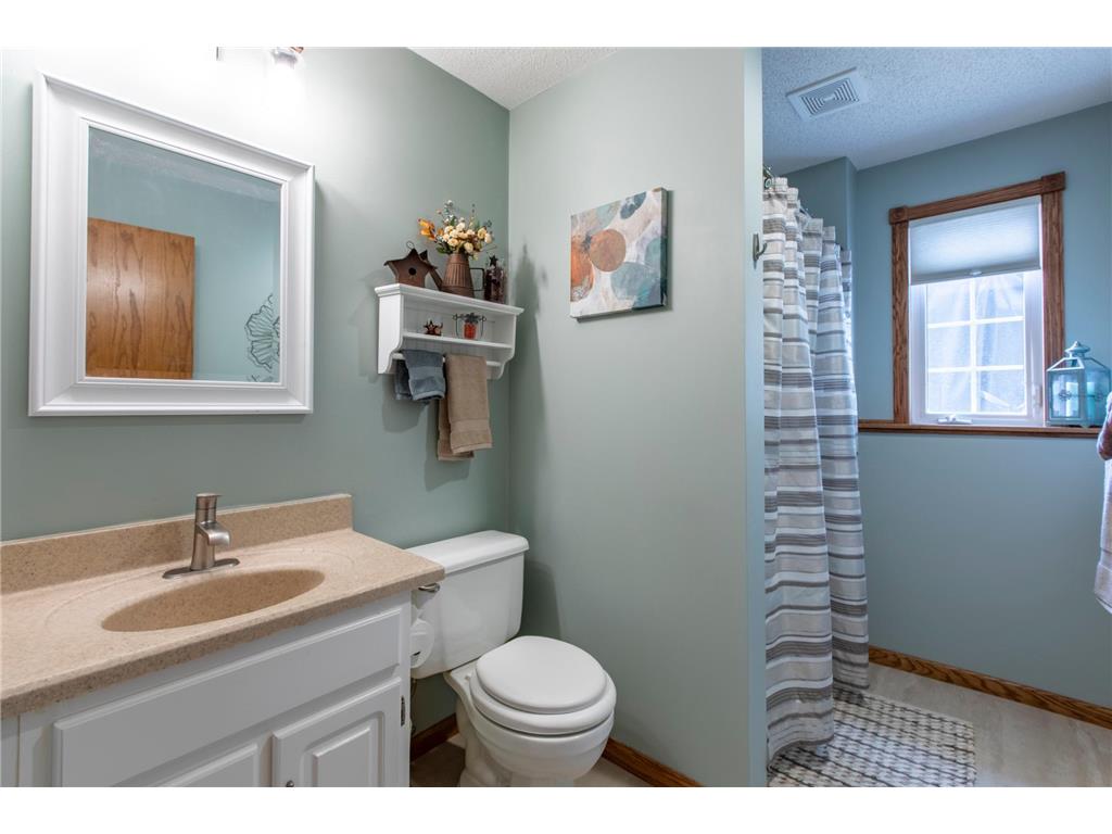 704 Country Estate Court SE Stewartville MN 55976 7086989 image30