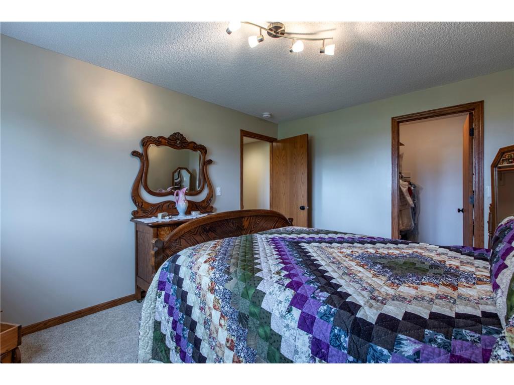 704 Country Estate Court SE Stewartville MN 55976 7086989 image32