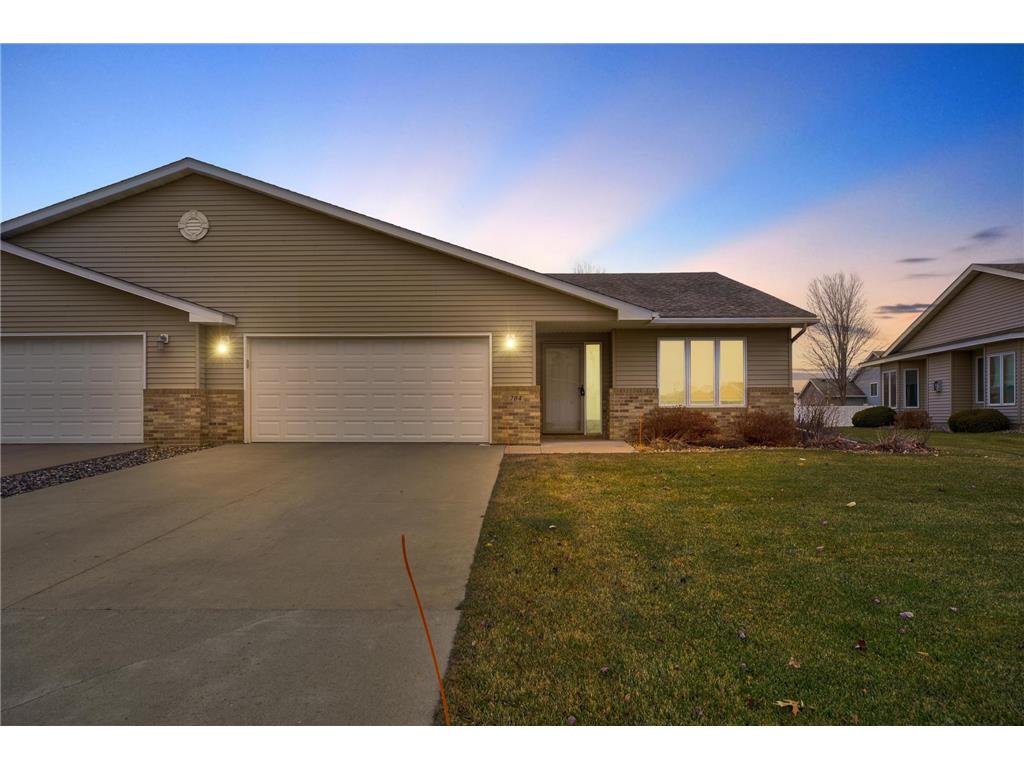 704 Escalade Lane SE Owatonna MN 55060 6466609 image1