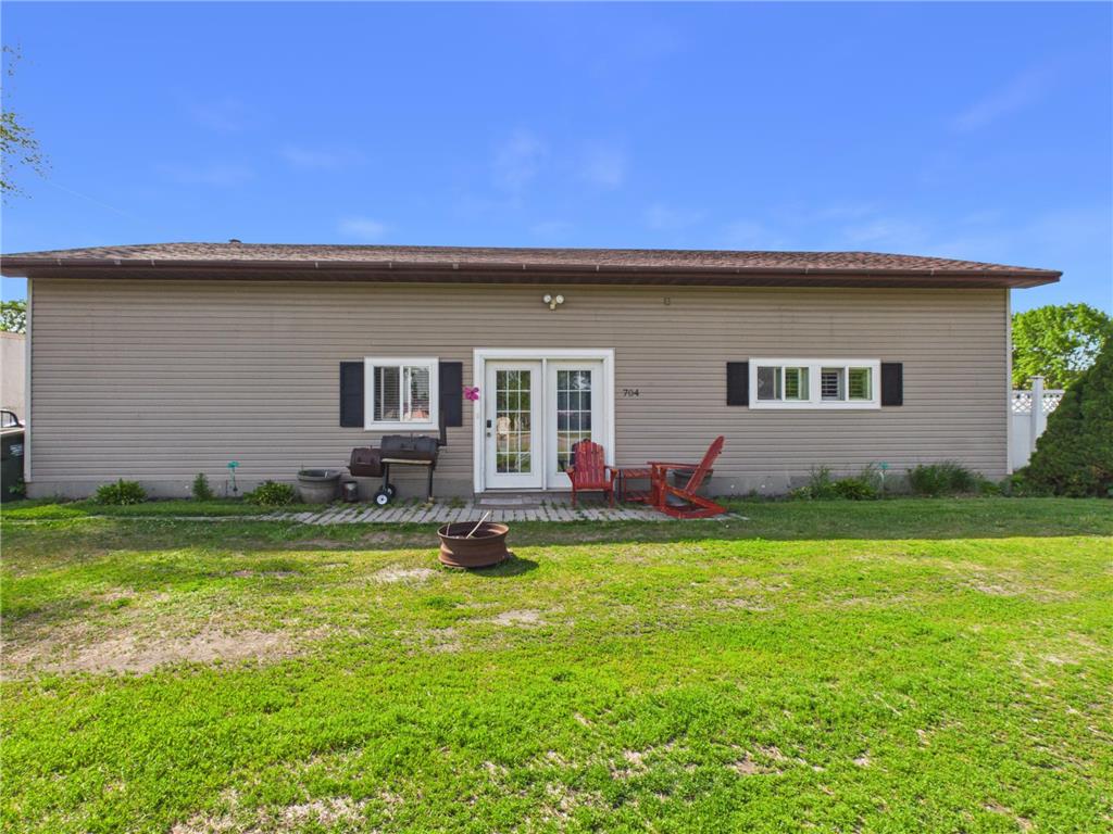 704 Getty Street S Sauk Centre MN 56378 7084465 image1