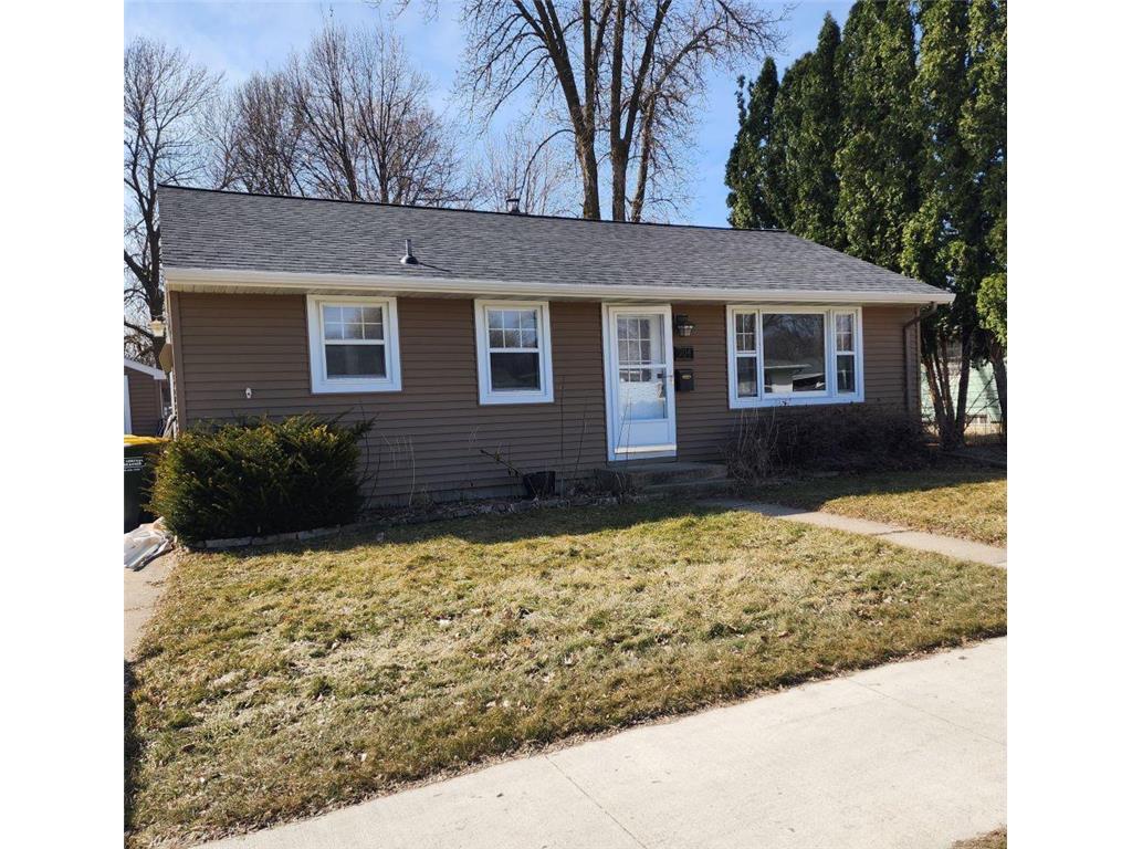 704 Irene Avenue Willmar MN 56201 7042886 image2