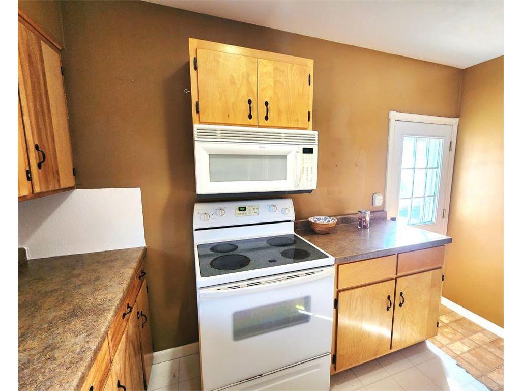 704 Irene Avenue Willmar MN 56201 7042886 image9